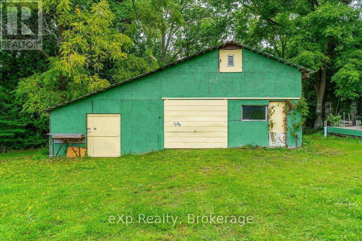 126 Old Mill Road, Georgian Bluffs, Ontario  N0H 2T0 - Photo 36 - X12840680