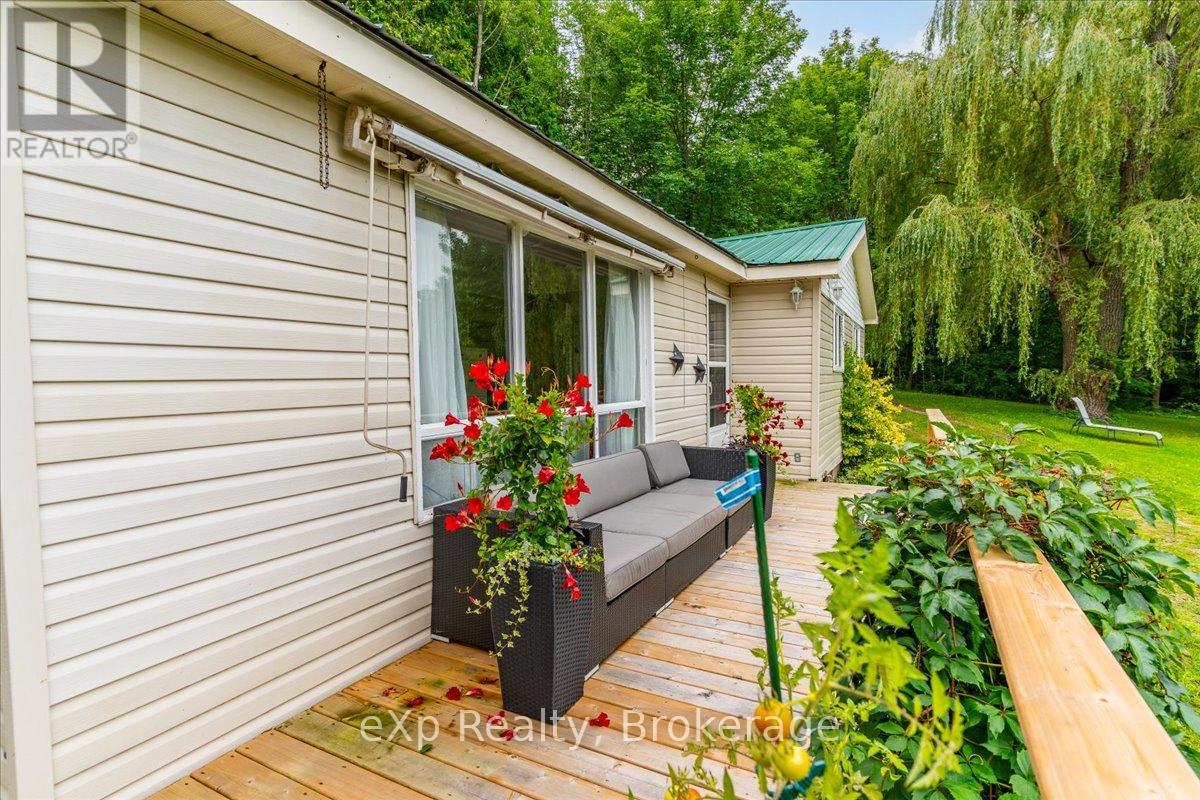 126 Old Mill Road, Georgian Bluffs, Ontario  N0H 2T0 - Photo 4 - X12840680