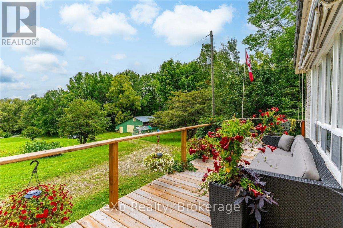 126 Old Mill Road, Georgian Bluffs, Ontario  N0H 2T0 - Photo 5 - X12840680