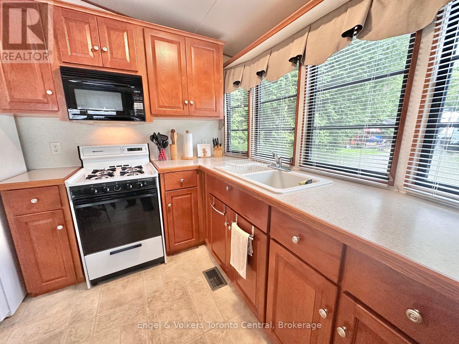 T 5 - 7489 Sideroad 5 E, Wellington North, Ontario  N0G 2L0 - Photo 6 - X12840698