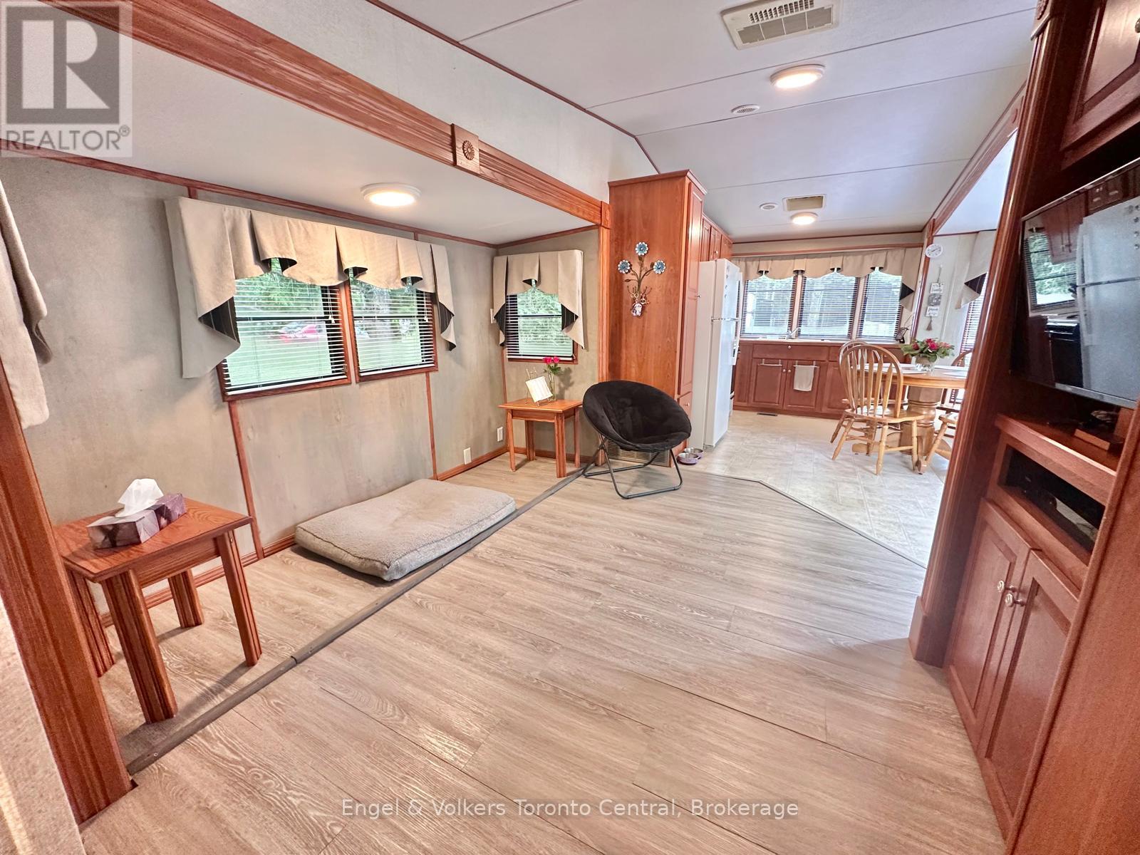 T 5 - 7489 Sideroad 5 E, Wellington North, Ontario  N0G 2L0 - Photo 9 - X12840698