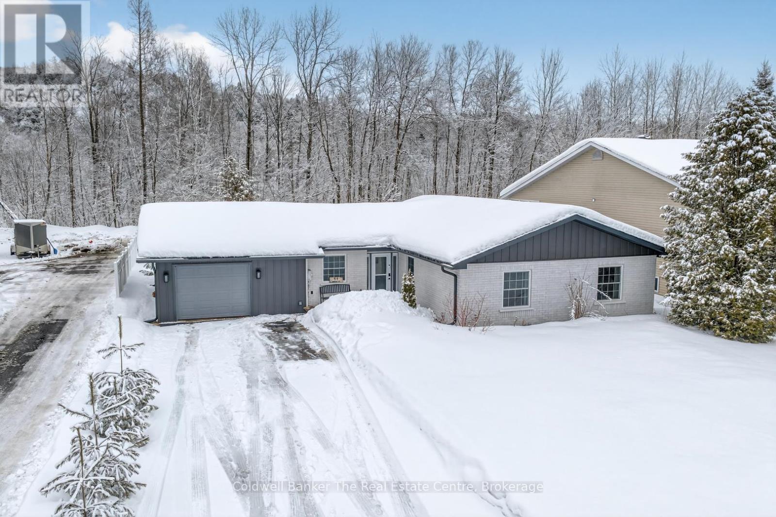 44 ANSON STREET, Minden Hills, Ontario