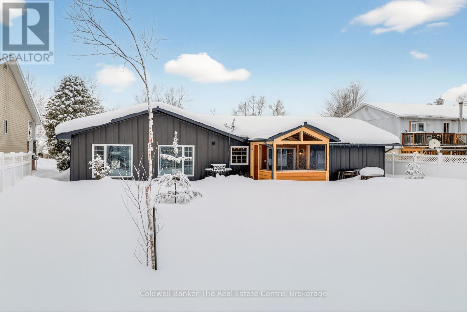 44 Anson Street, Minden Hills, Ontario  K0M 2K0 - Photo 32 - X12840726