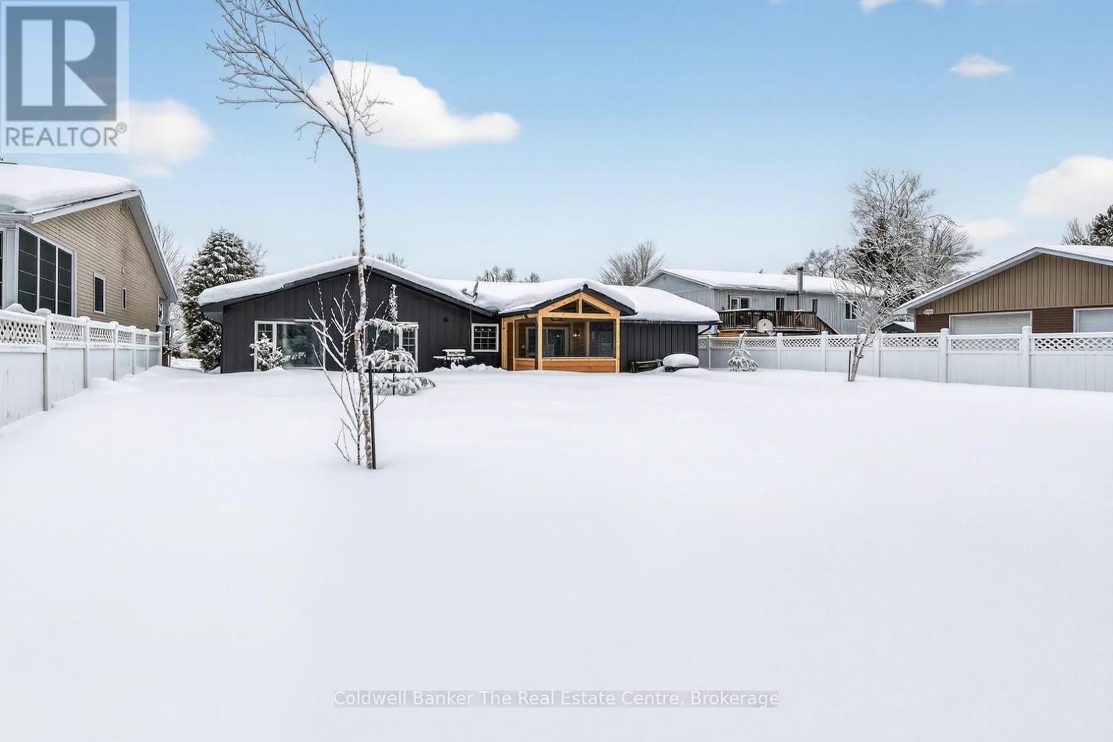 44 Anson Street, Minden Hills, Ontario  K0M 2K0 - Photo 35 - X12840726