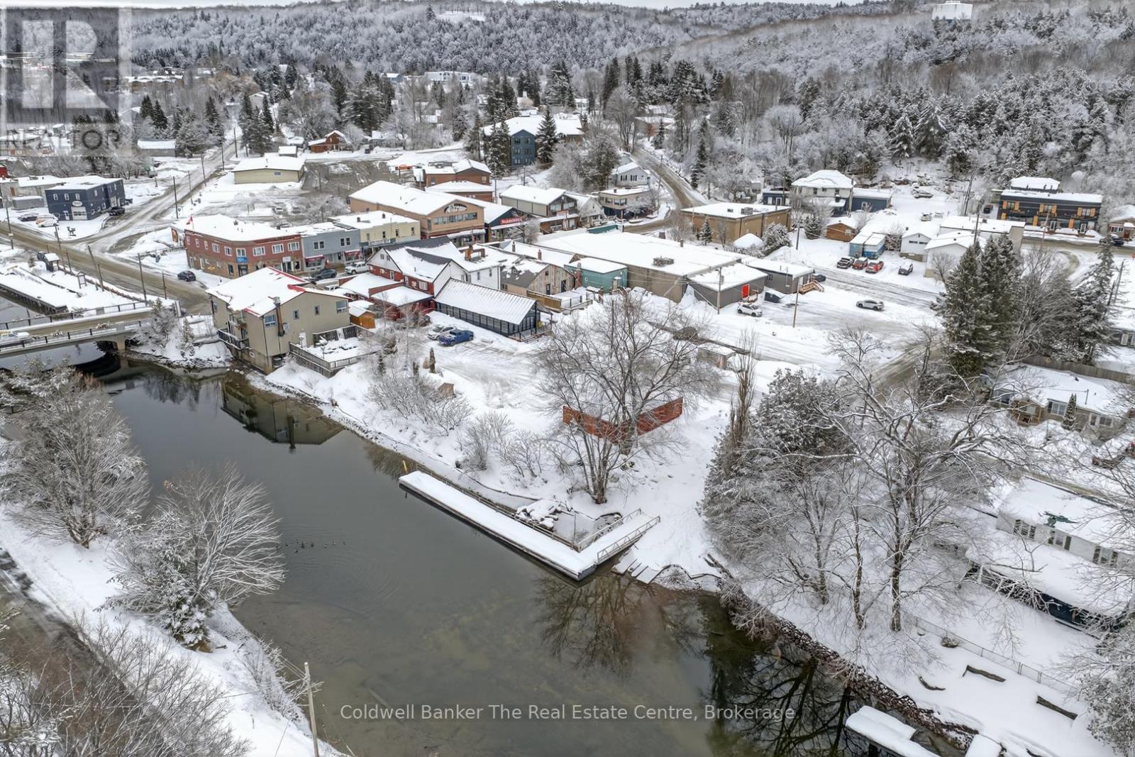 44 Anson Street, Minden Hills, Ontario  K0M 2K0 - Photo 41 - X12840726