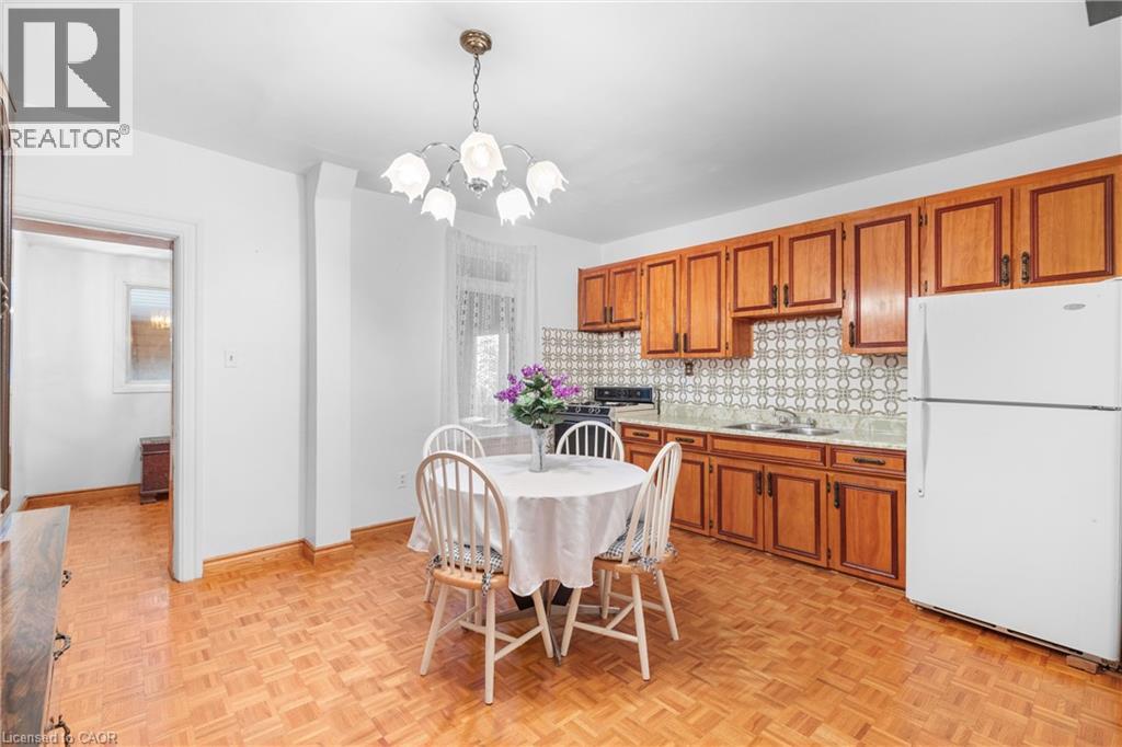 244 Grace Street, Toronto, Ontario  M6G 3A6 - Photo 9 - 40798215