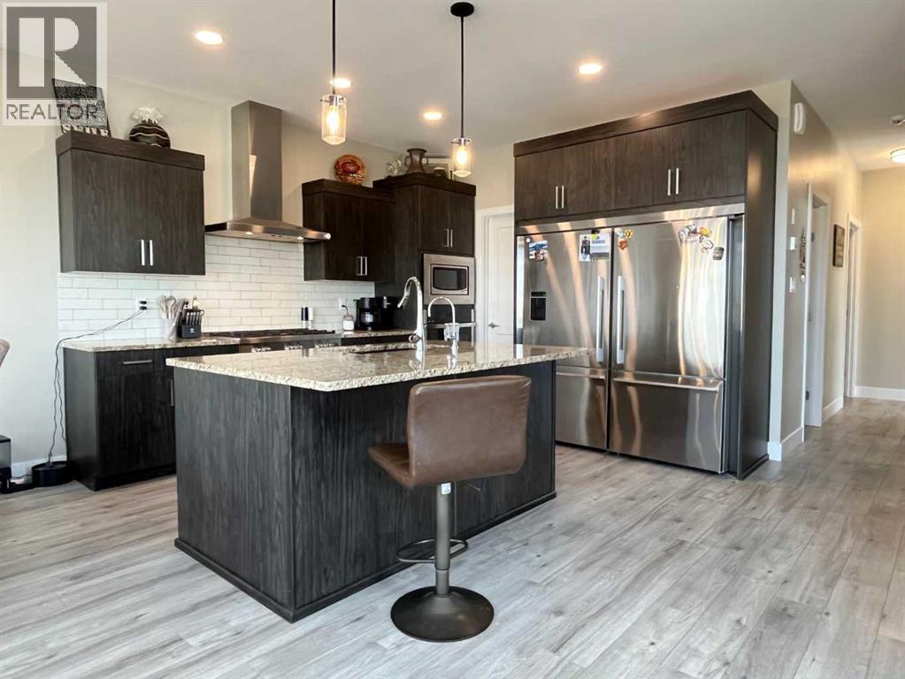 642 Moonlight Lane W, Lethbridge, Alberta  T1J 5M7 - Photo 7 - A2288496