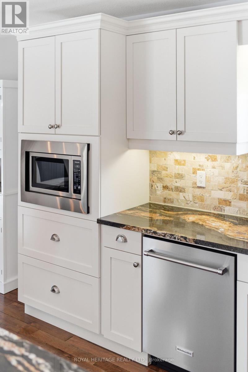 12 Meagan Lane, Quinte West, Ontario  K0K 2C0 - Photo 11 - X12840688