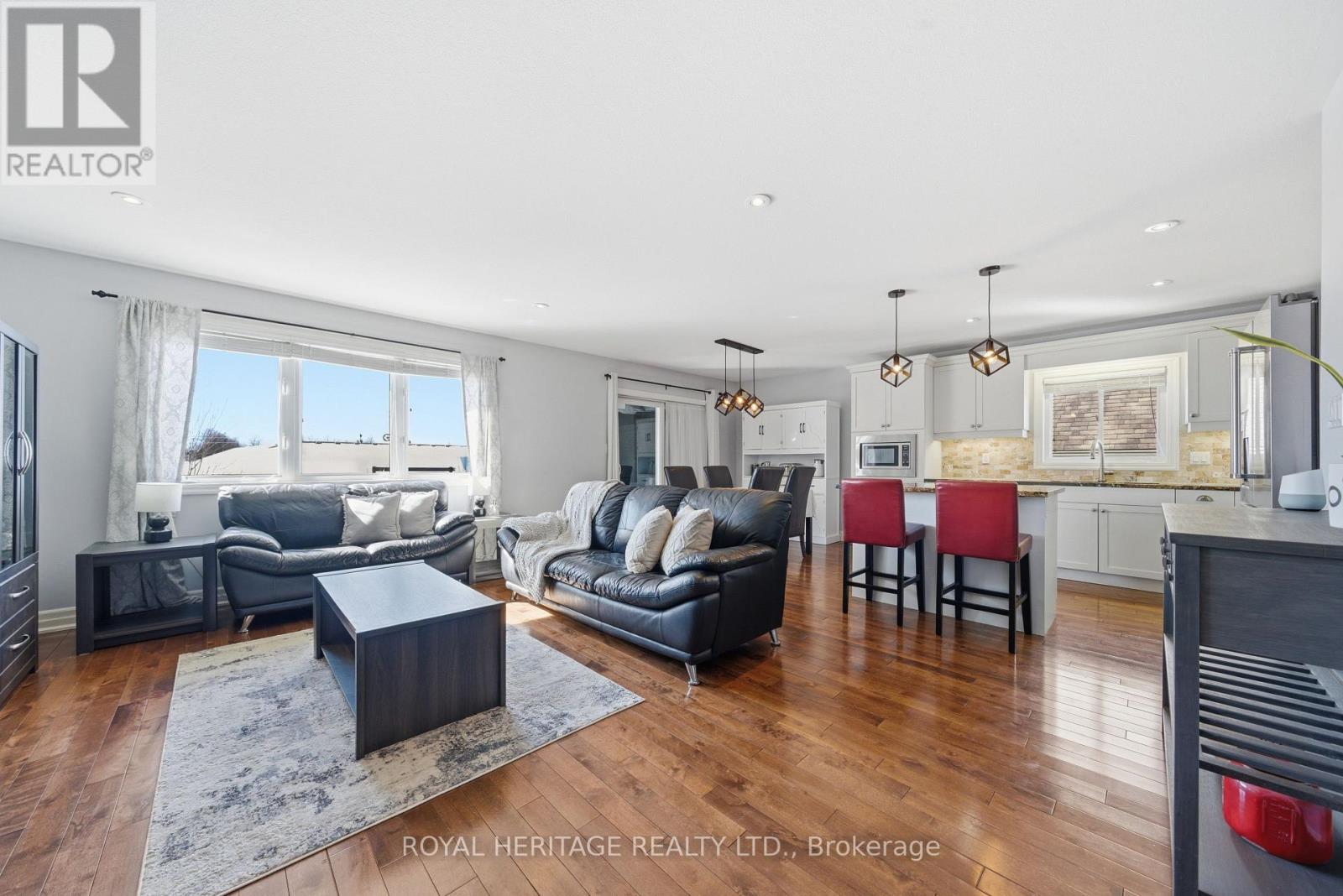 12 Meagan Lane, Quinte West, Ontario  K0K 2C0 - Photo 7 - X12840688