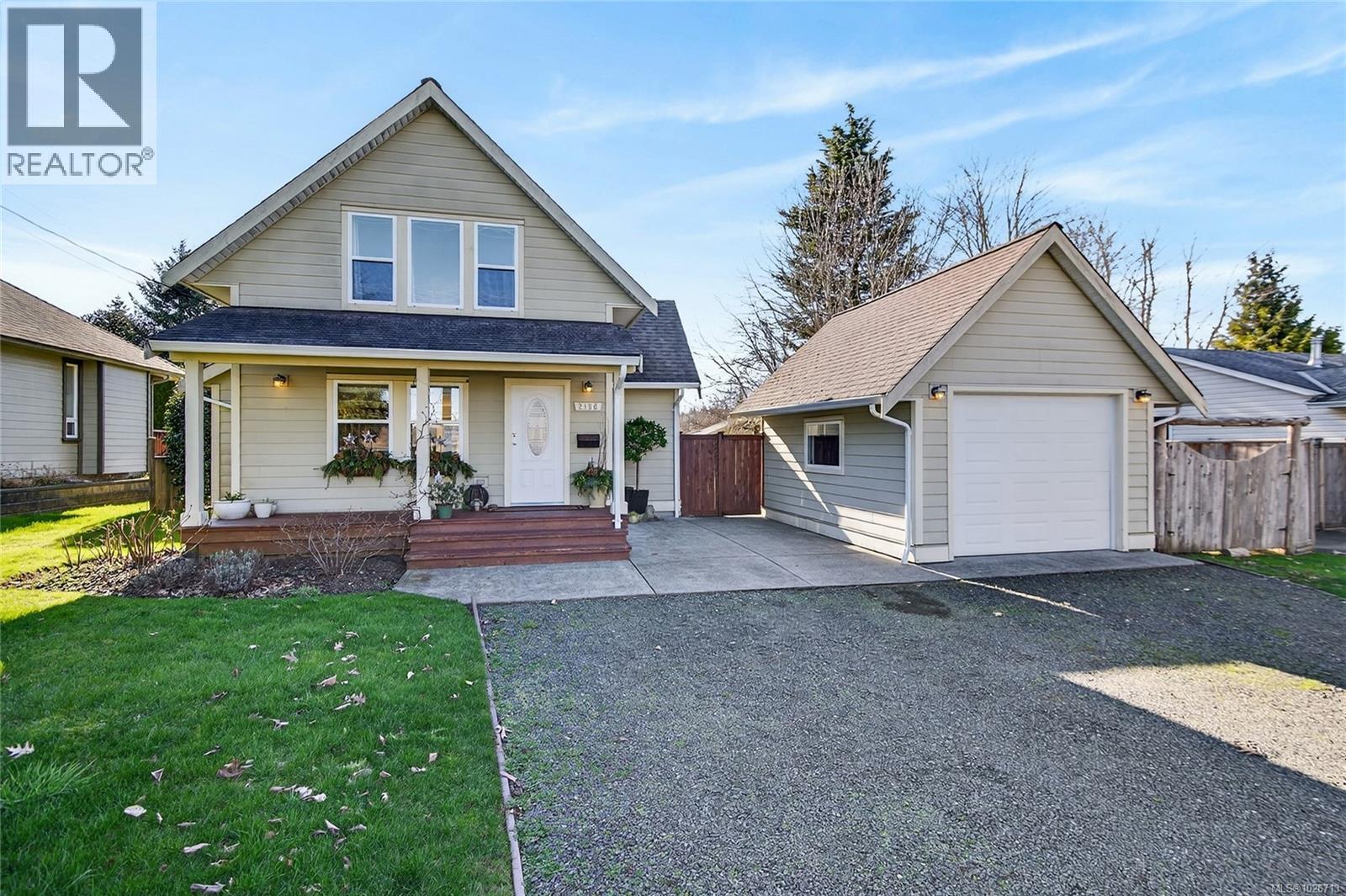 2156 Eardley Rd, Campbell River, British Columbia