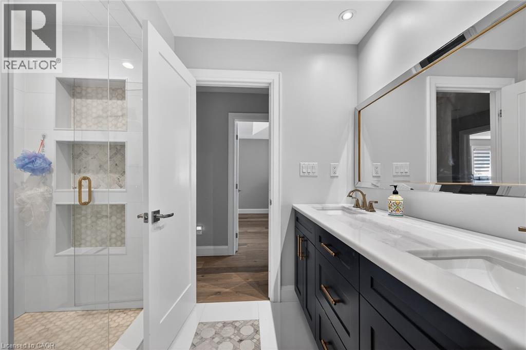 747 Vernon Place, Ancaster, Ontario  L9G 3H4 - Photo 29 - 40809135