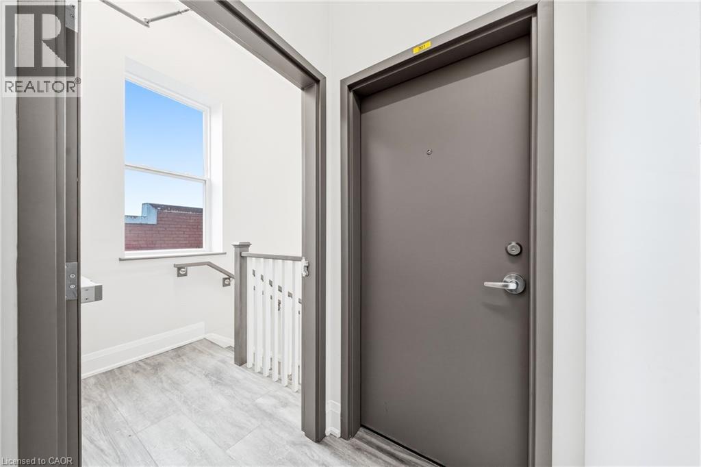 11 Queen Street Unit# 301, Brantford, Ontario  N3T 3B1 - Photo 27 - 40809260