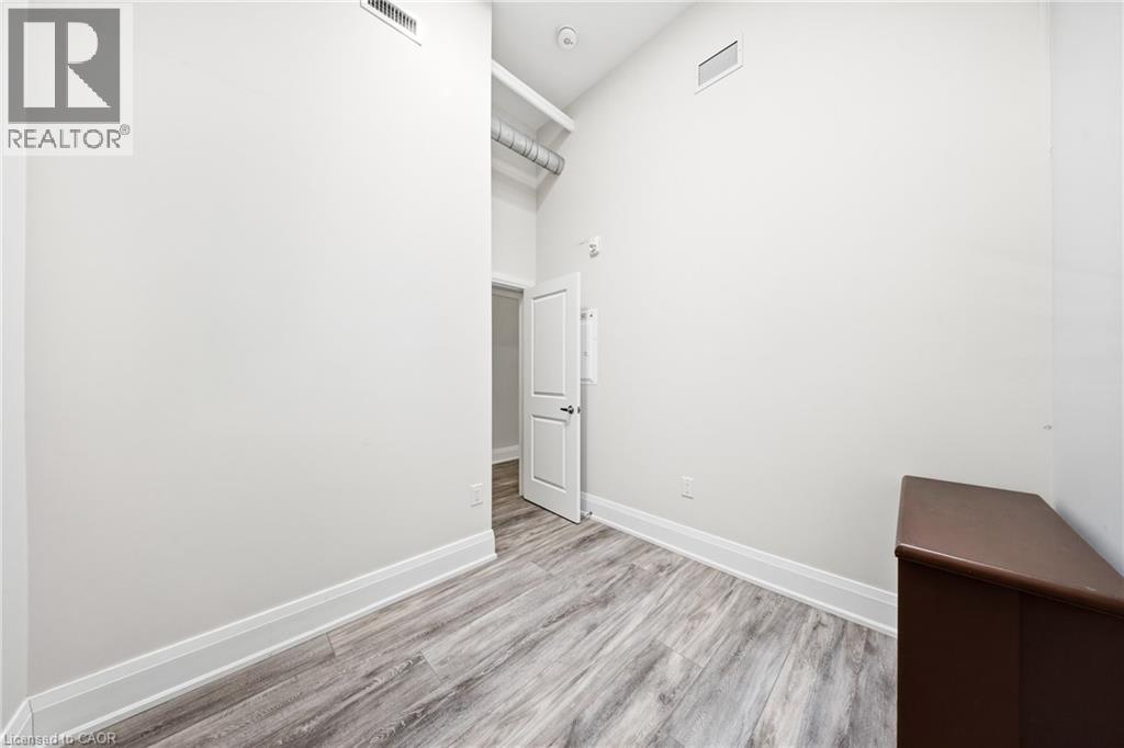 11 Queen Street Unit# 301, Brantford, Ontario  N3T 3B1 - Photo 22 - 40809260