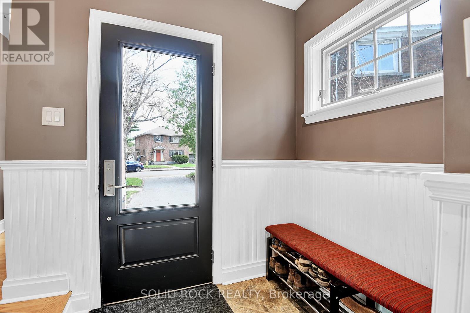 137 Southern Drive, Ottawa, Ontario  K1S 0P7 - Photo 13 - X12840706