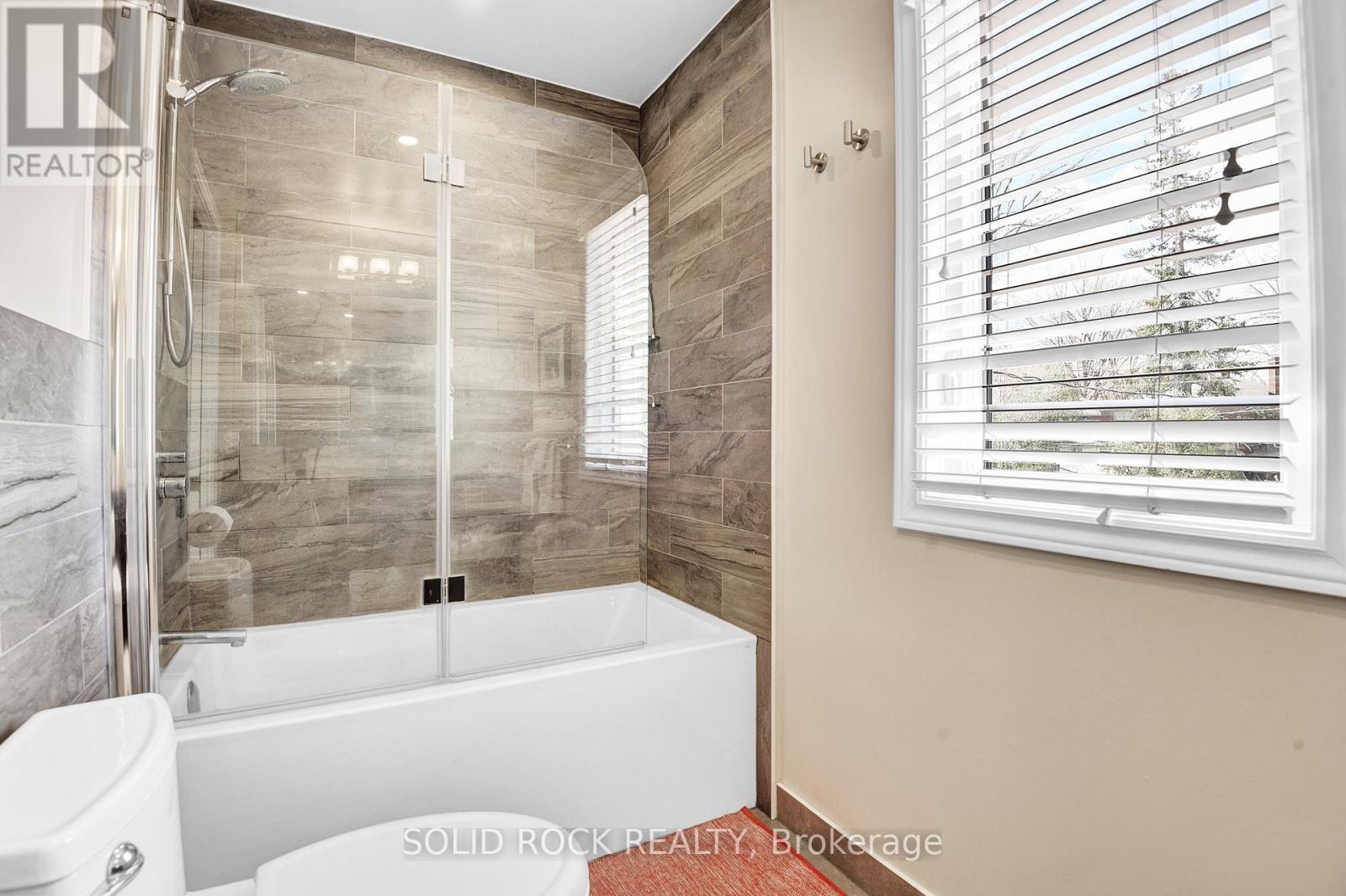 137 Southern Drive, Ottawa, Ontario  K1S 0P7 - Photo 19 - X12840706