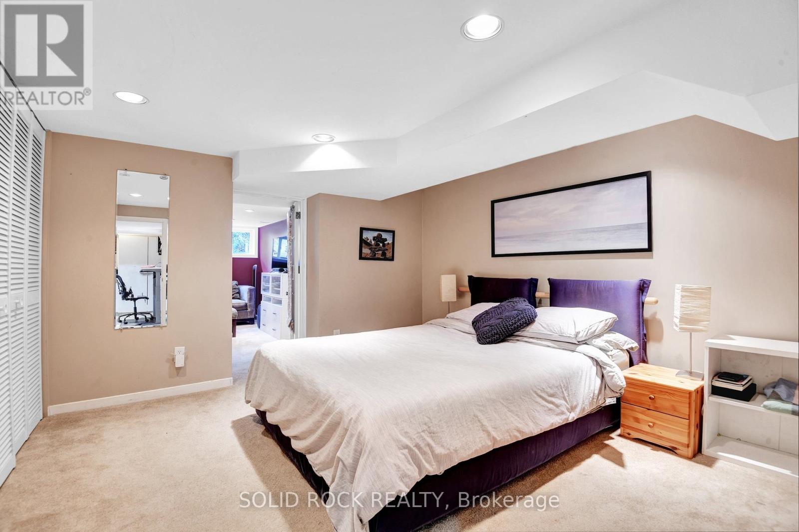 137 Southern Drive, Ottawa, Ontario  K1S 0P7 - Photo 22 - X12840706