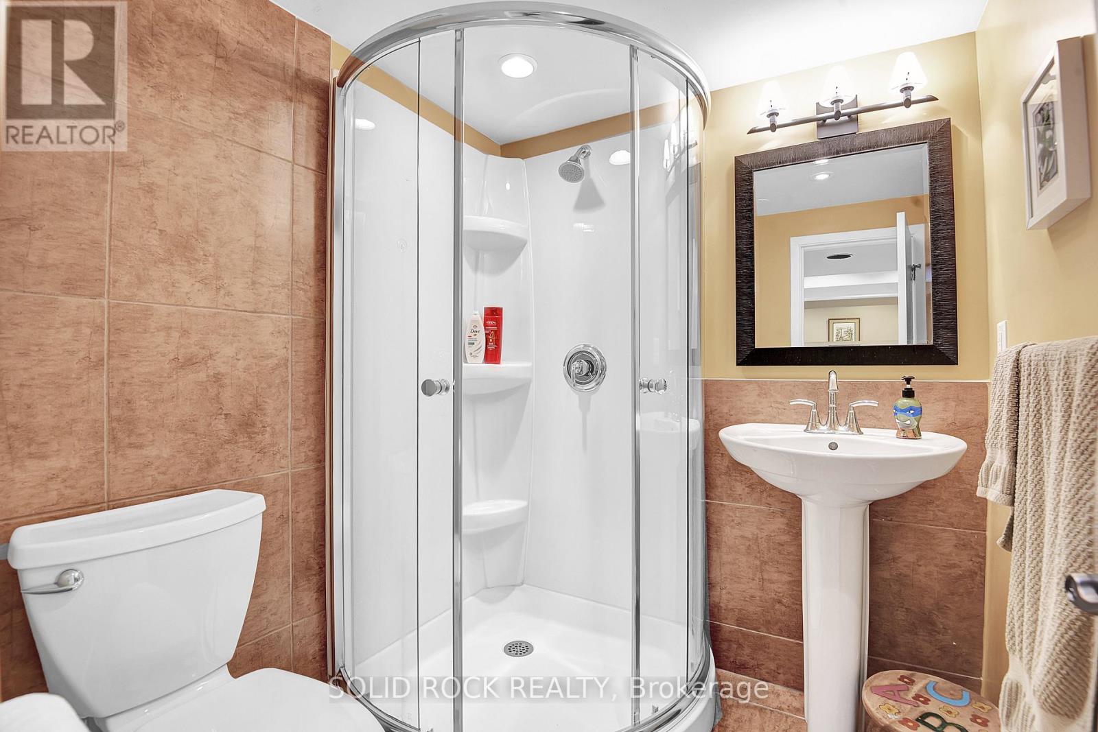 137 Southern Drive, Ottawa, Ontario  K1S 0P7 - Photo 23 - X12840706