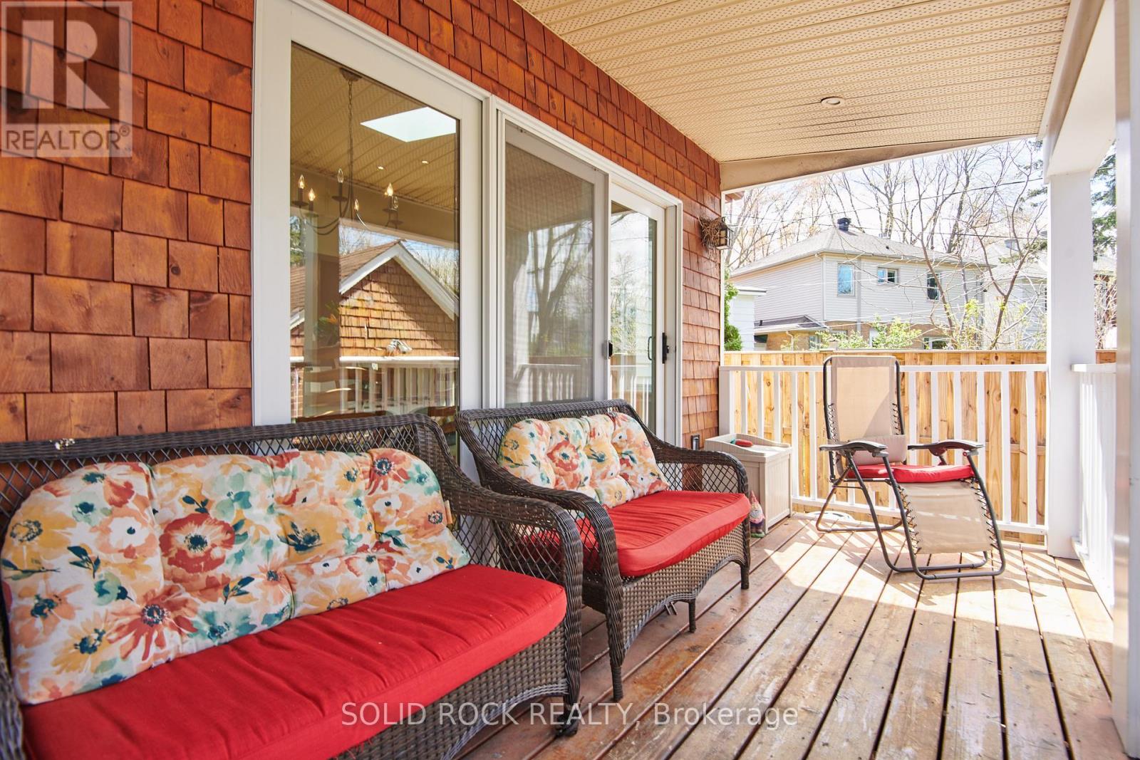 137 Southern Drive, Ottawa, Ontario  K1S 0P7 - Photo 25 - X12840706