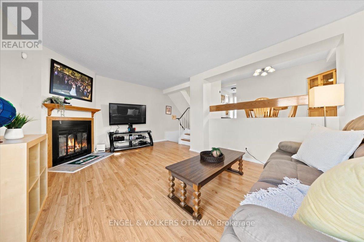 A - 1753 Lamoureux Drive, Ottawa, Ontario  K1E 2N3 - Photo 11 - X12840736