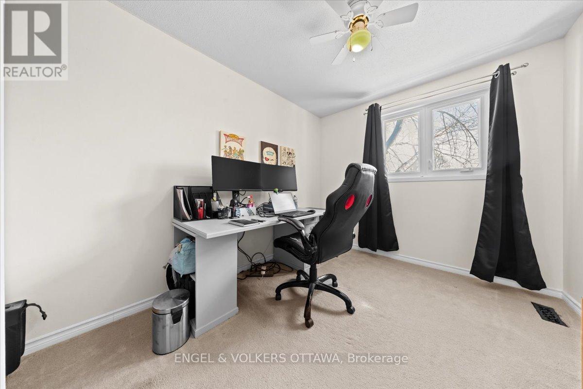 A - 1753 Lamoureux Drive, Ottawa, Ontario  K1E 2N3 - Photo 26 - X12840736