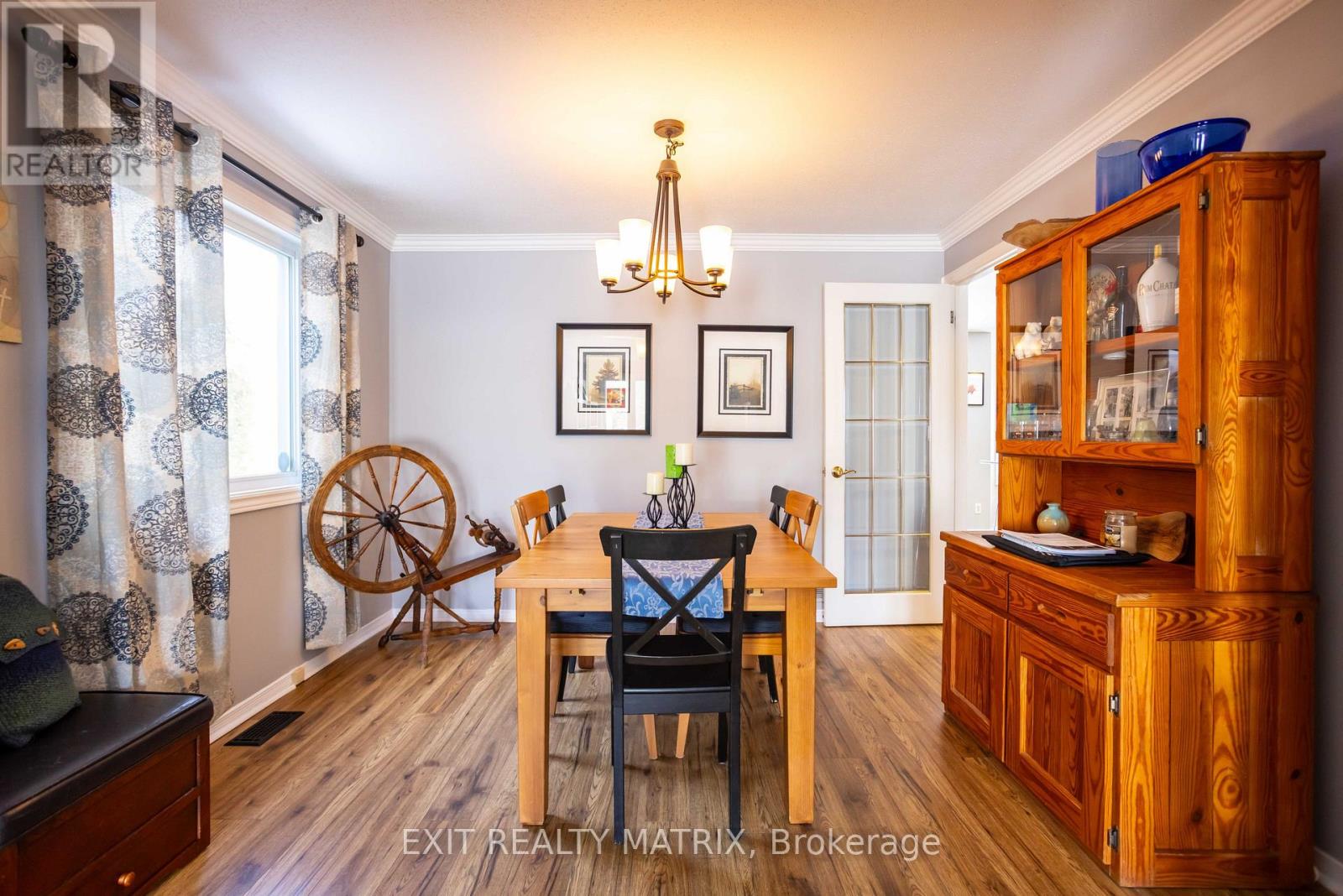 1879 Rosewind Court, Ottawa, Ontario  K1C 7E3 - Photo 11 - X12840764