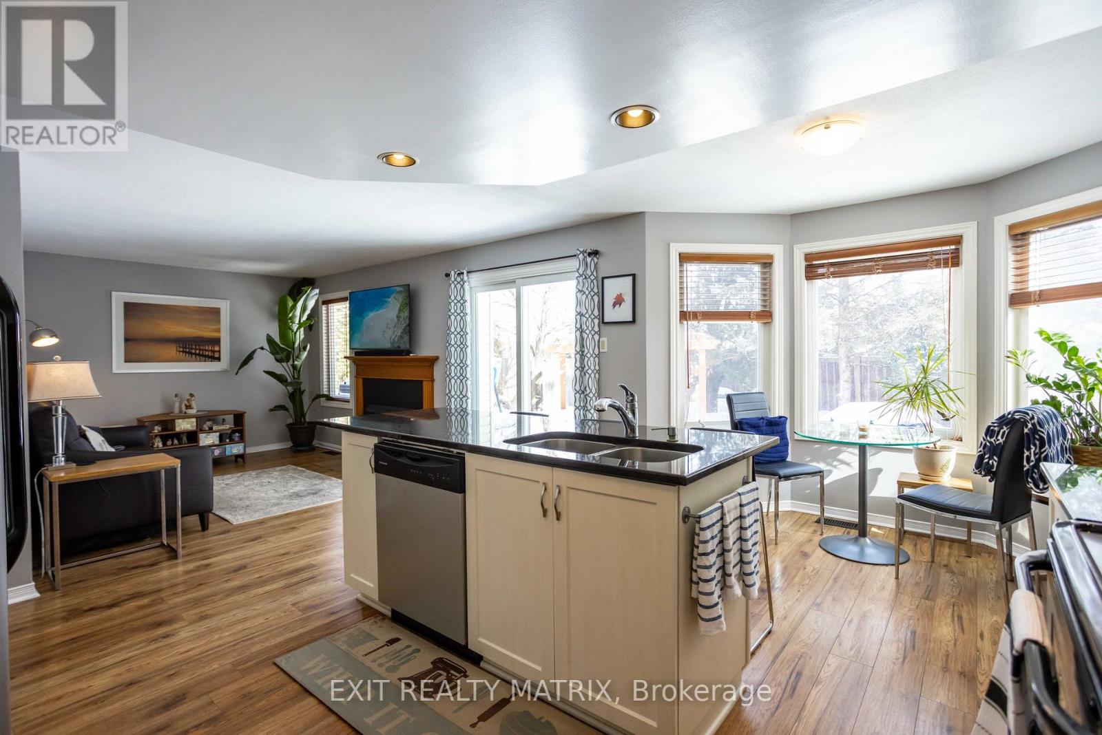 1879 Rosewind Court, Ottawa, Ontario  K1C 7E3 - Photo 19 - X12840764