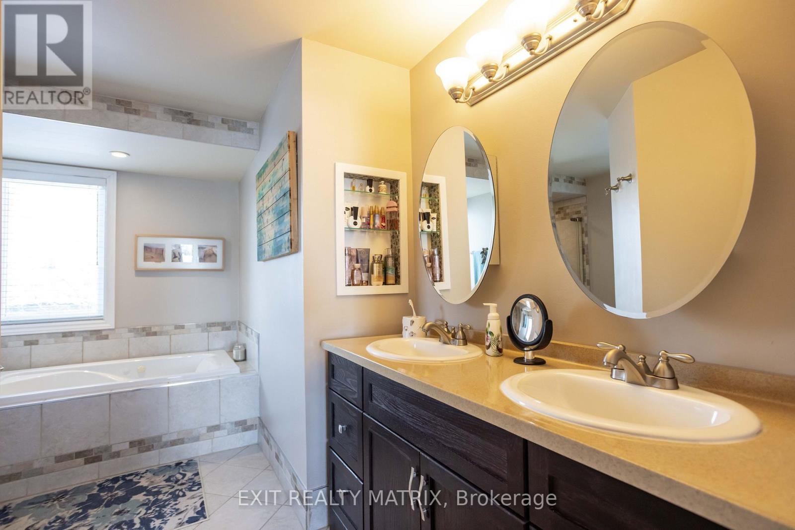 1879 Rosewind Court, Ottawa, Ontario  K1C 7E3 - Photo 27 - X12840764