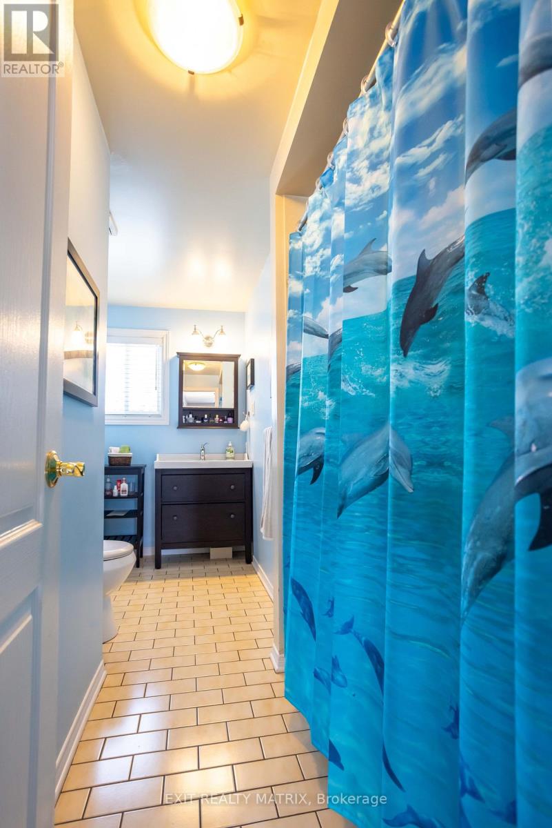 1879 Rosewind Court, Ottawa, Ontario  K1C 7E3 - Photo 34 - X12840764