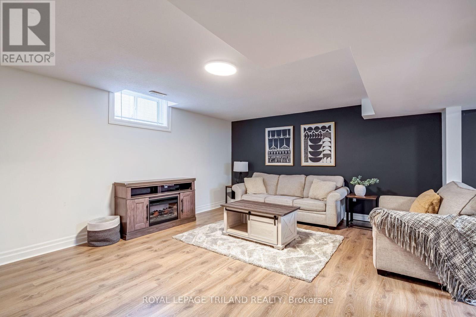 Photo 34 of 50 for 706 Bennett Crescent