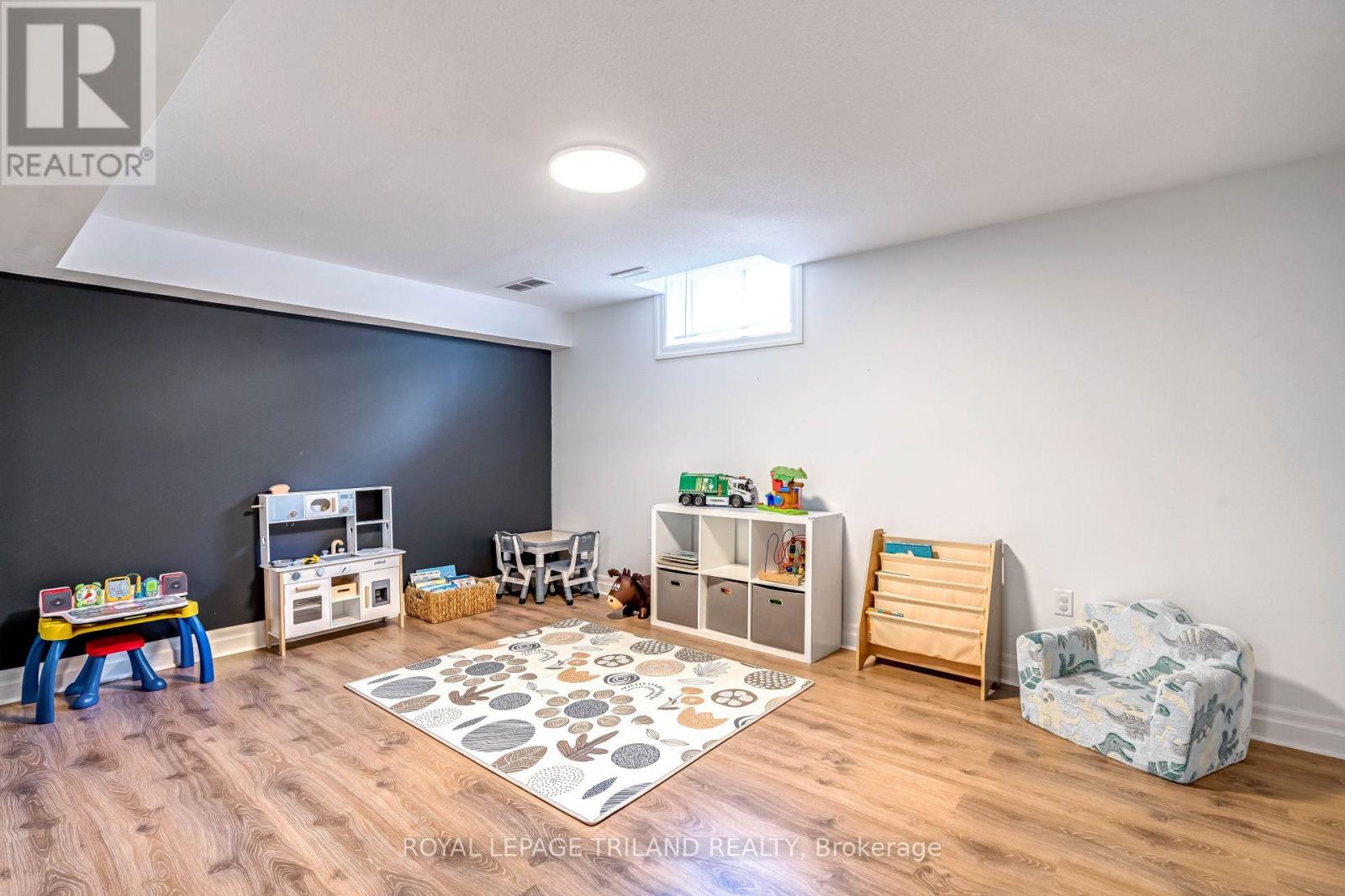 Photo 38 of 50 for 706 Bennett Crescent