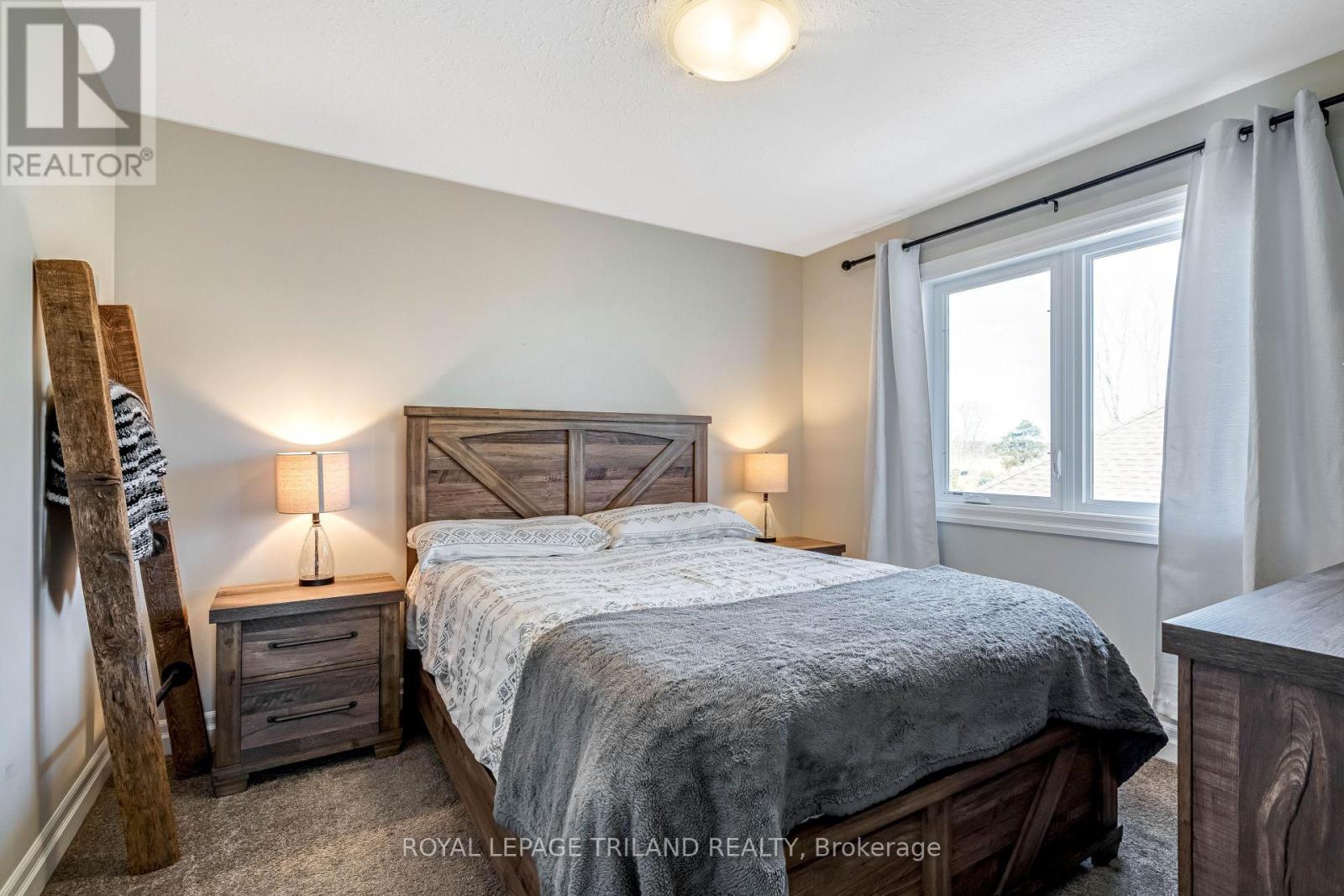 706 Bennett Crescent, Strathroy-Caradoc, Ontario  N0L 1W0 - Photo 30 - X12838618