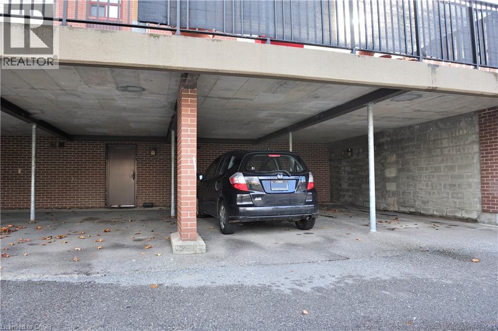 17 Gibson Drive Unit# 2, Kitchener, Ontario  N2B 2P3 - Photo 39 - 40790776