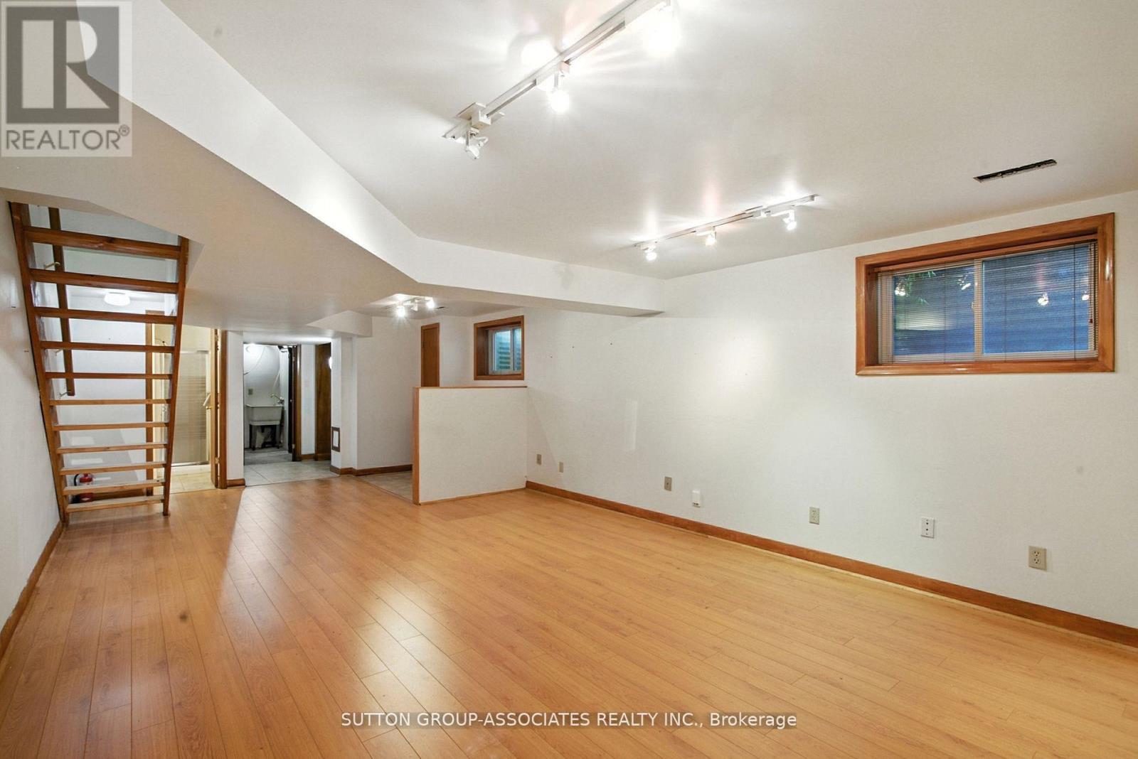 250 Robert Street, Toronto, Ontario  M5S 2K7 - Photo 34 - C12840586