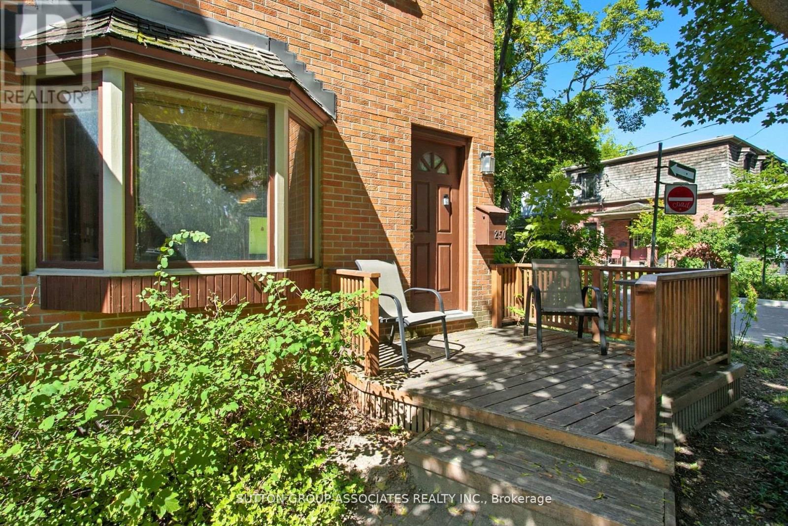 250 Robert Street, Toronto, Ontario  M5S 2K7 - Photo 41 - C12840586