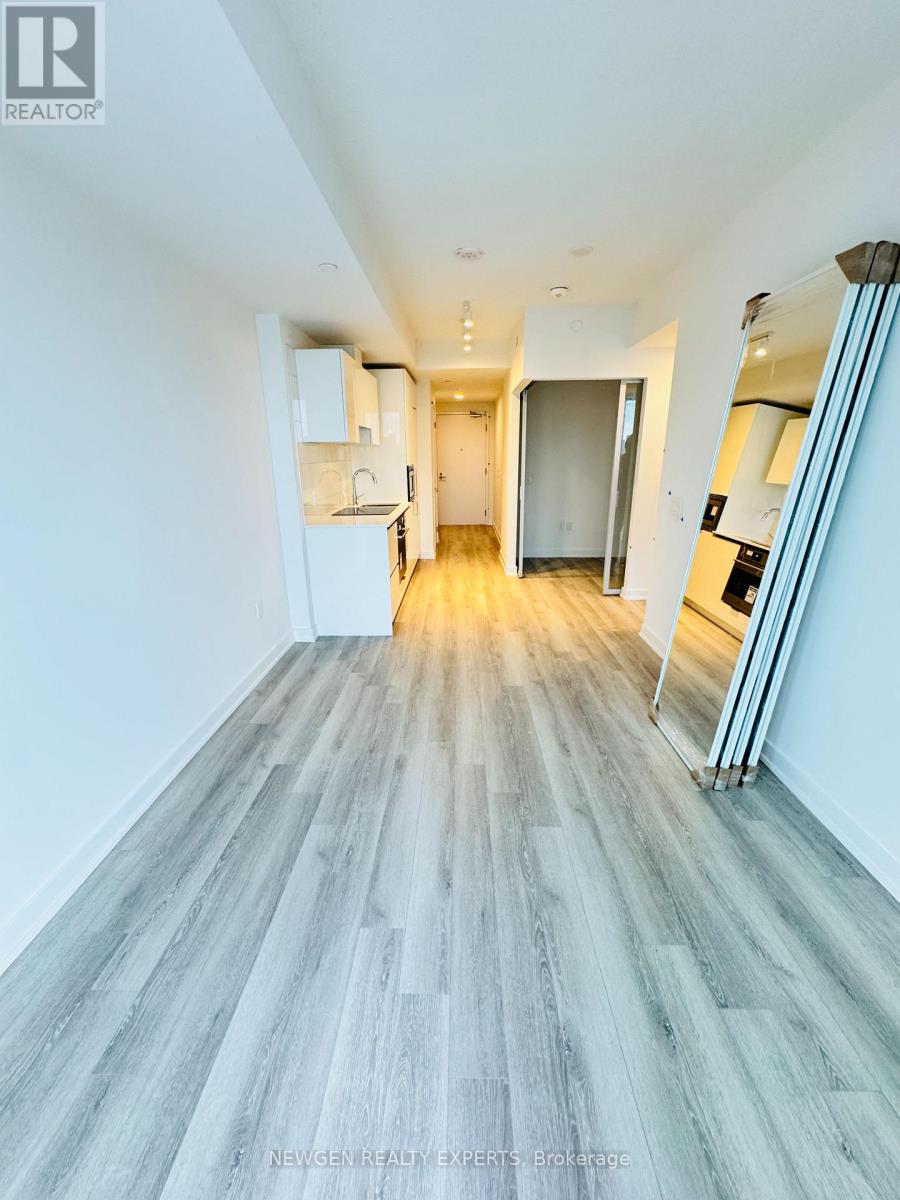 3316 - 230 Simcoe Street, Toronto, Ontario  M5T 0G7 - Photo 4 - C12840626