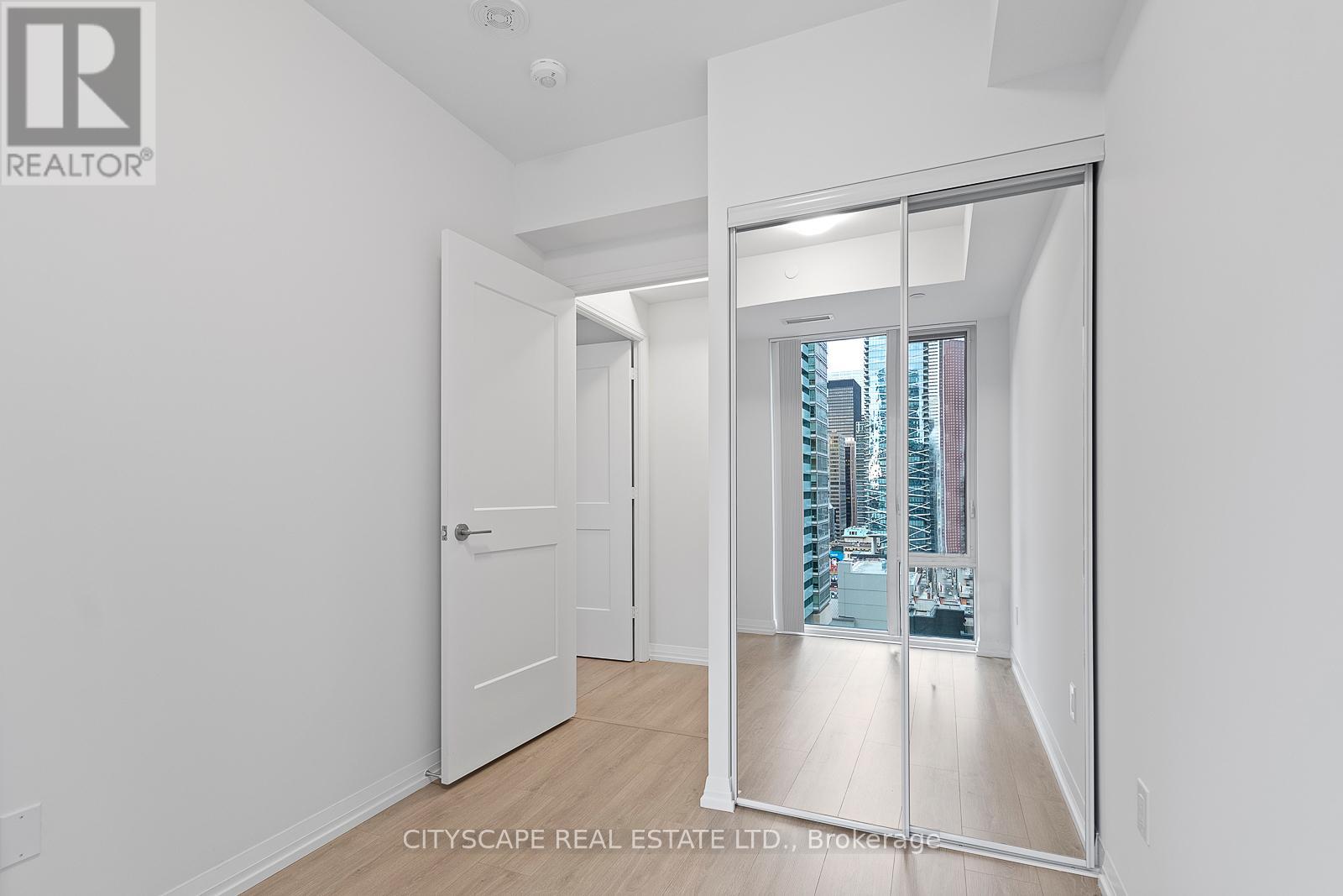 2009 - 8 Widmer Street, Toronto, Ontario  M5V 0W6 - Photo 18 - C12840634