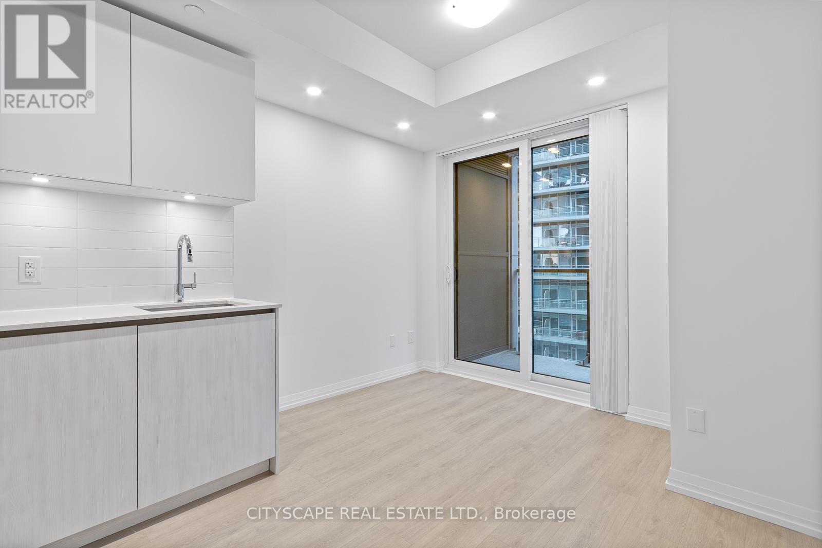 2009 - 8 Widmer Street, Toronto, Ontario  M5V 0W6 - Photo 9 - C12840634