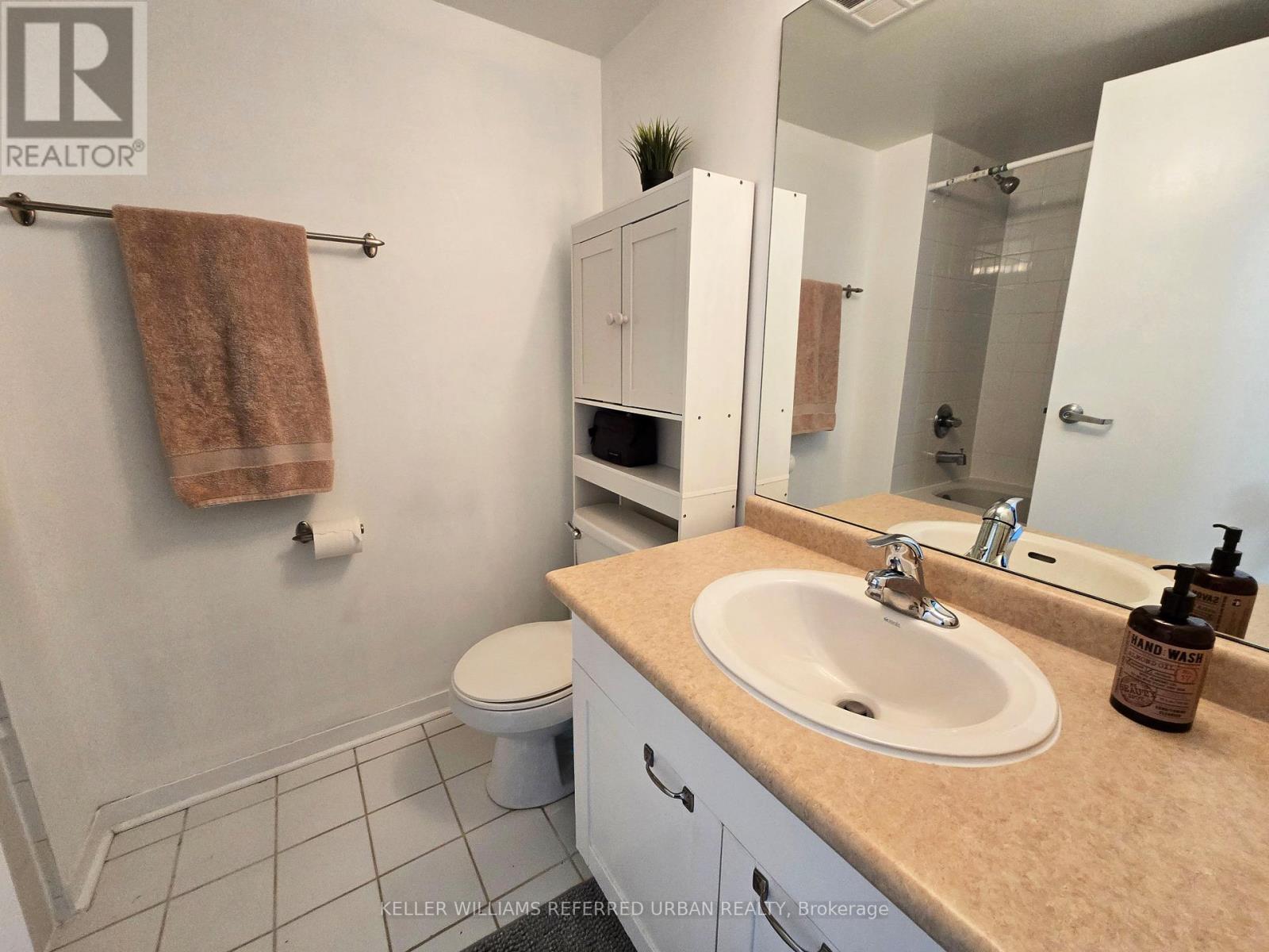 609 - 75 Dalhousie Street, Toronto, Ontario  M5B 2R9 - Photo 14 - C12840674