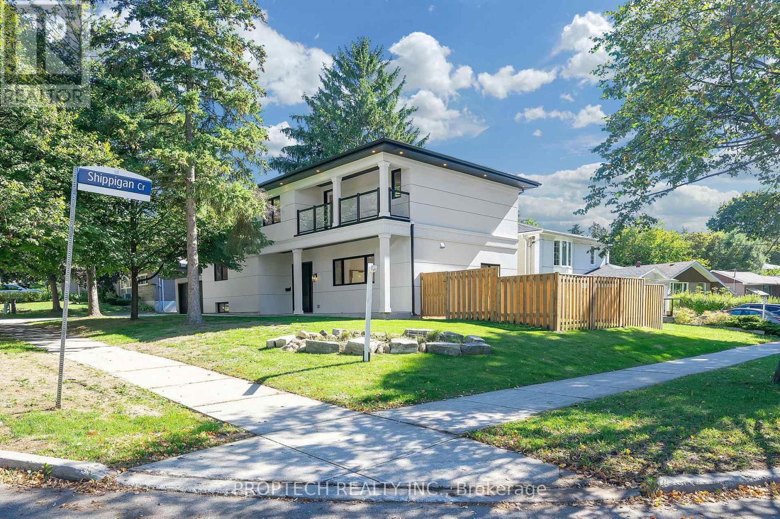 5 Trailside Drive, Toronto, Ontario  M2J 2E1 - Photo 2 - C12840714