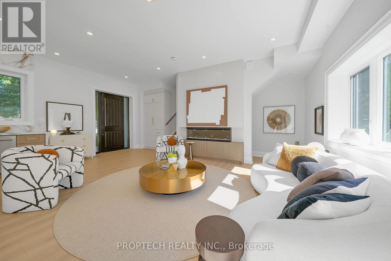 5 Trailside Drive, Toronto, Ontario  M2J 2E1 - Photo 6 - C12840714