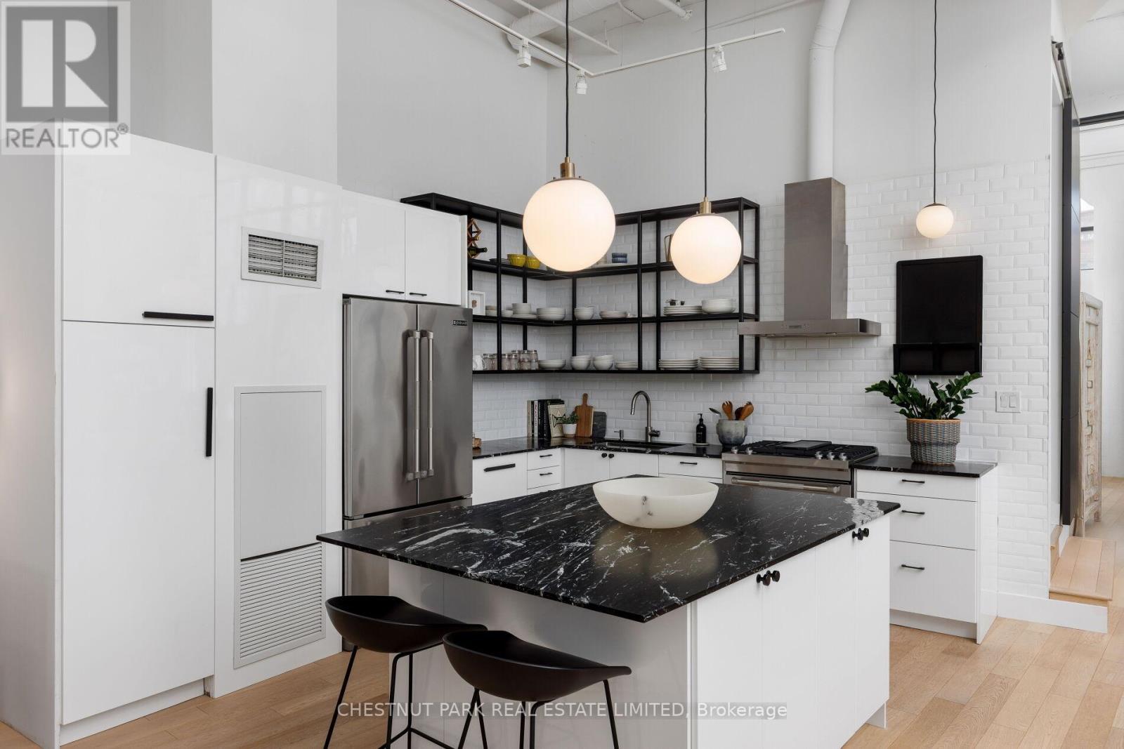 313 - 90 Sumach Street, Toronto, Ontario  M5A 4R4 - Photo 9 - C12840758