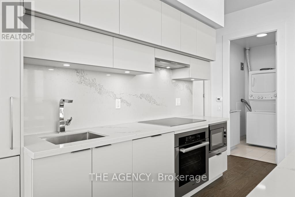 4506 - 39 Roehampton Avenue, Toronto, Ontario  M4P 0G1 - Photo 12 - C12840786