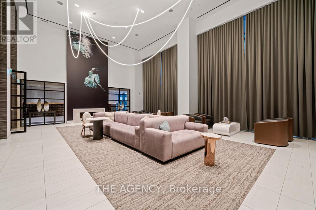 4506 - 39 Roehampton Avenue, Toronto, Ontario  M4P 0G1 - Photo 4 - C12840786