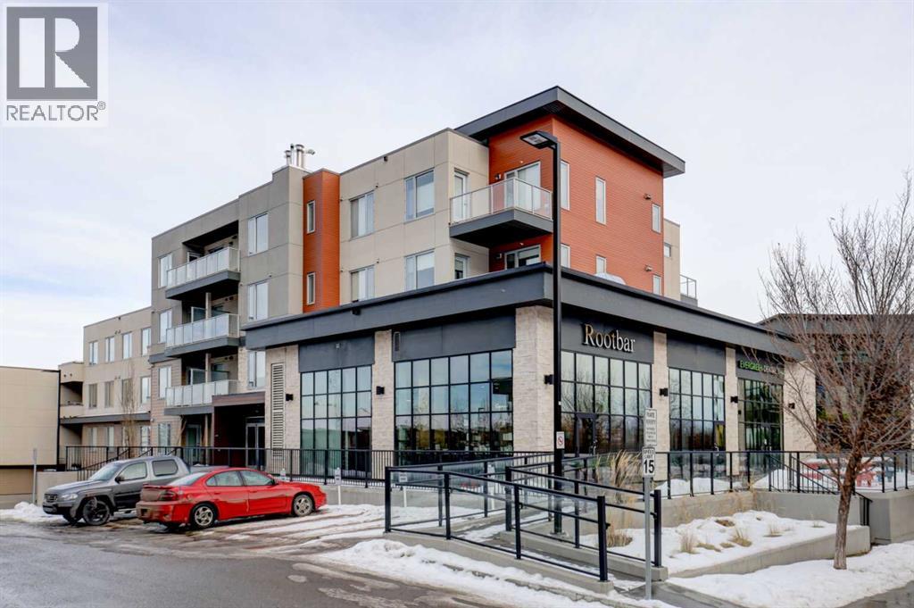 410, 30 Shawnee Common Sw, Calgary, Alberta  T2R 0R1 - Photo 1 - A2277542