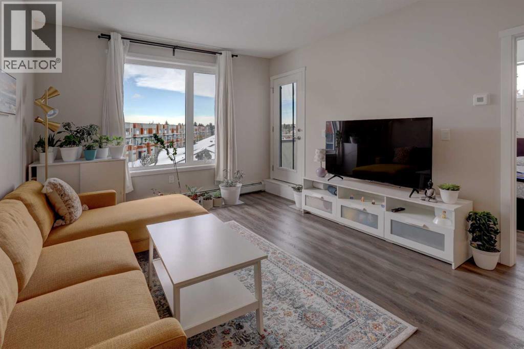 410, 30 Shawnee Common Sw, Calgary, Alberta  T2R 0R1 - Photo 11 - A2277542