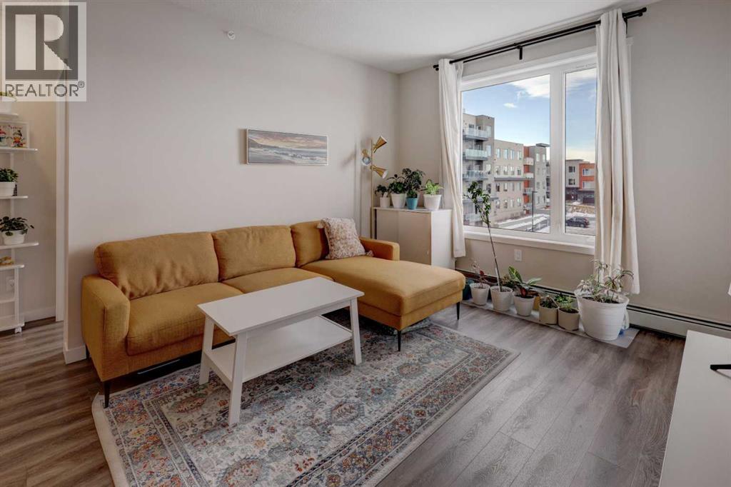 410, 30 Shawnee Common Sw, Calgary, Alberta  T2R 0R1 - Photo 12 - A2277542