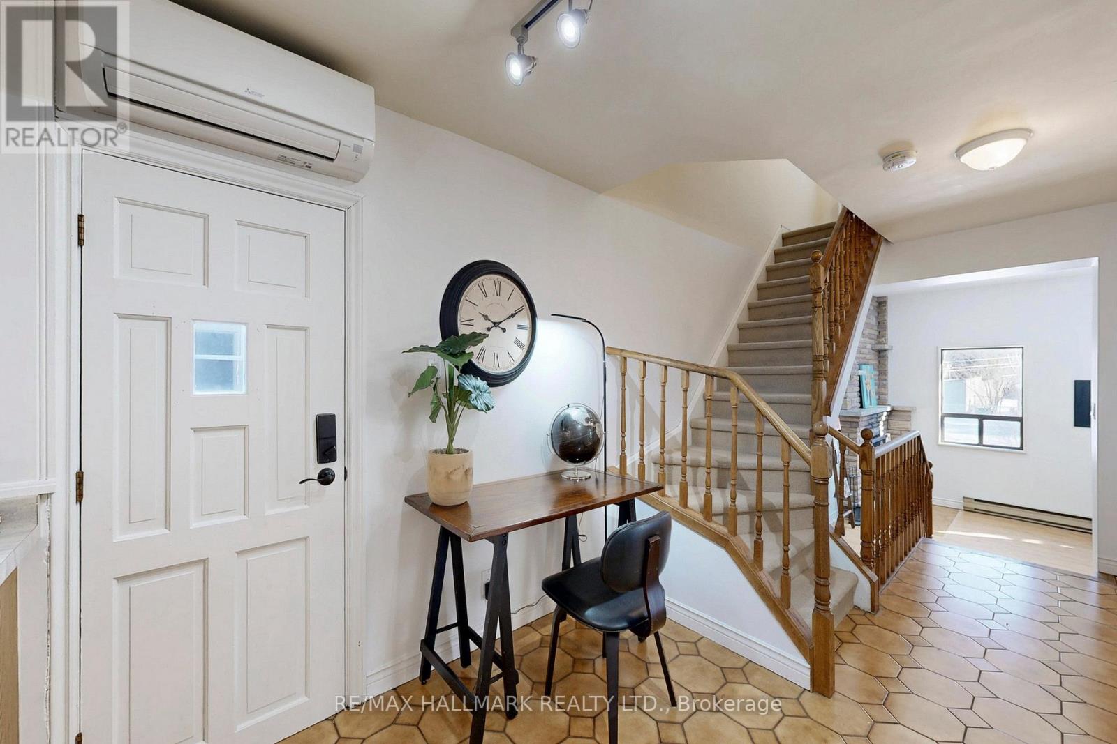 85 Roosevelt Road, Toronto, Ontario  M4J 4T8 - Photo 13 - E12840708