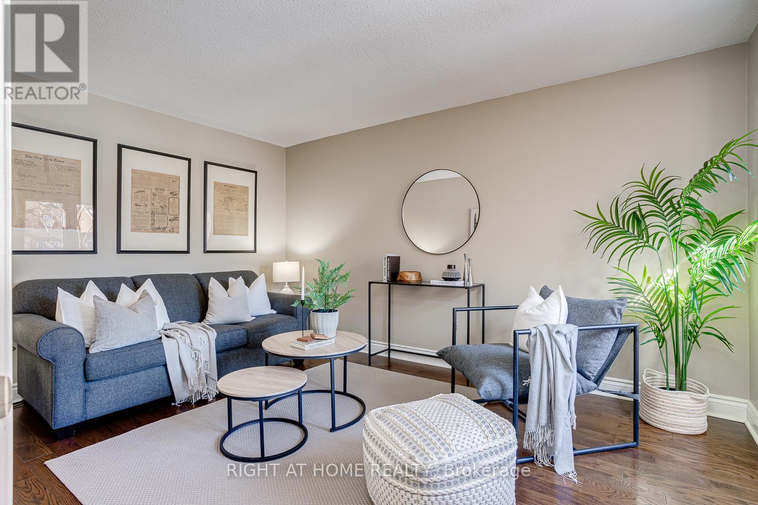 606 Chiron Crescent, Pickering, Ontario  L1V 4T5 - Photo 5 - E12840746