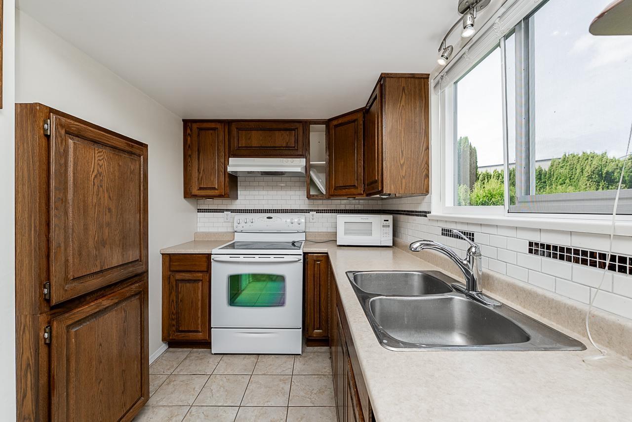 7652 Sapphire Drive, Sardis West Vedder, Chilliwack, British Columbia  V2R 3A7 - Photo 28 - R3095215