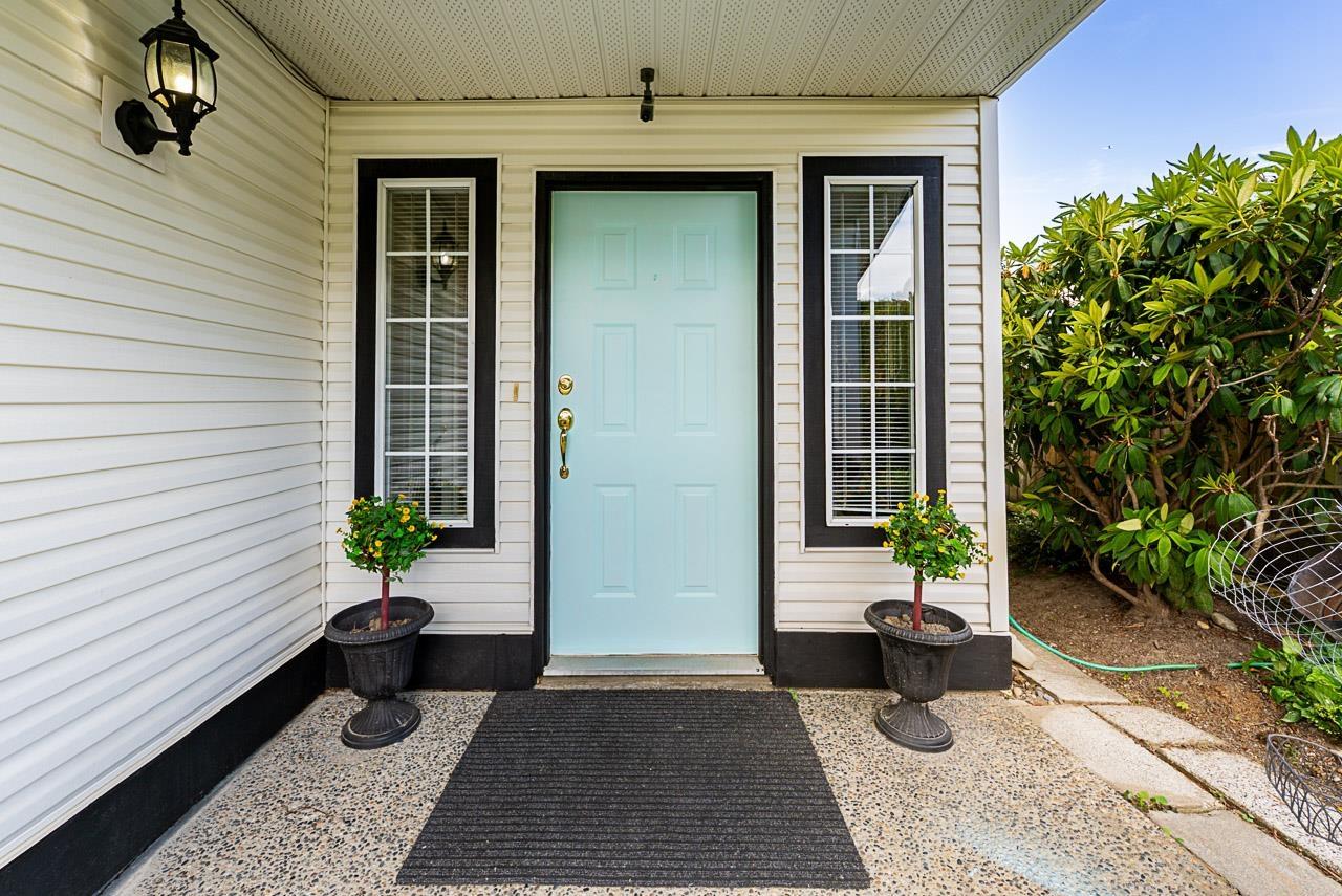 7652 Sapphire Drive, Sardis West Vedder, Chilliwack, British Columbia  V2R 3A7 - Photo 6 - R3095215